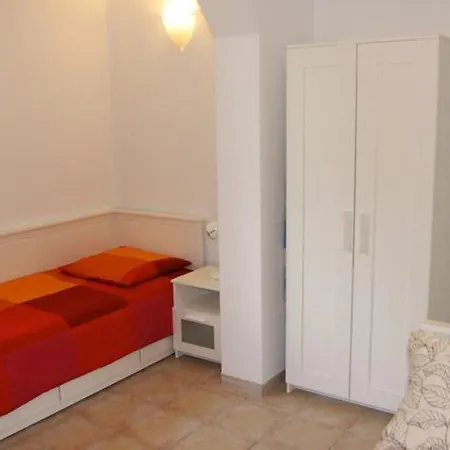 Le Printemps Apartment *